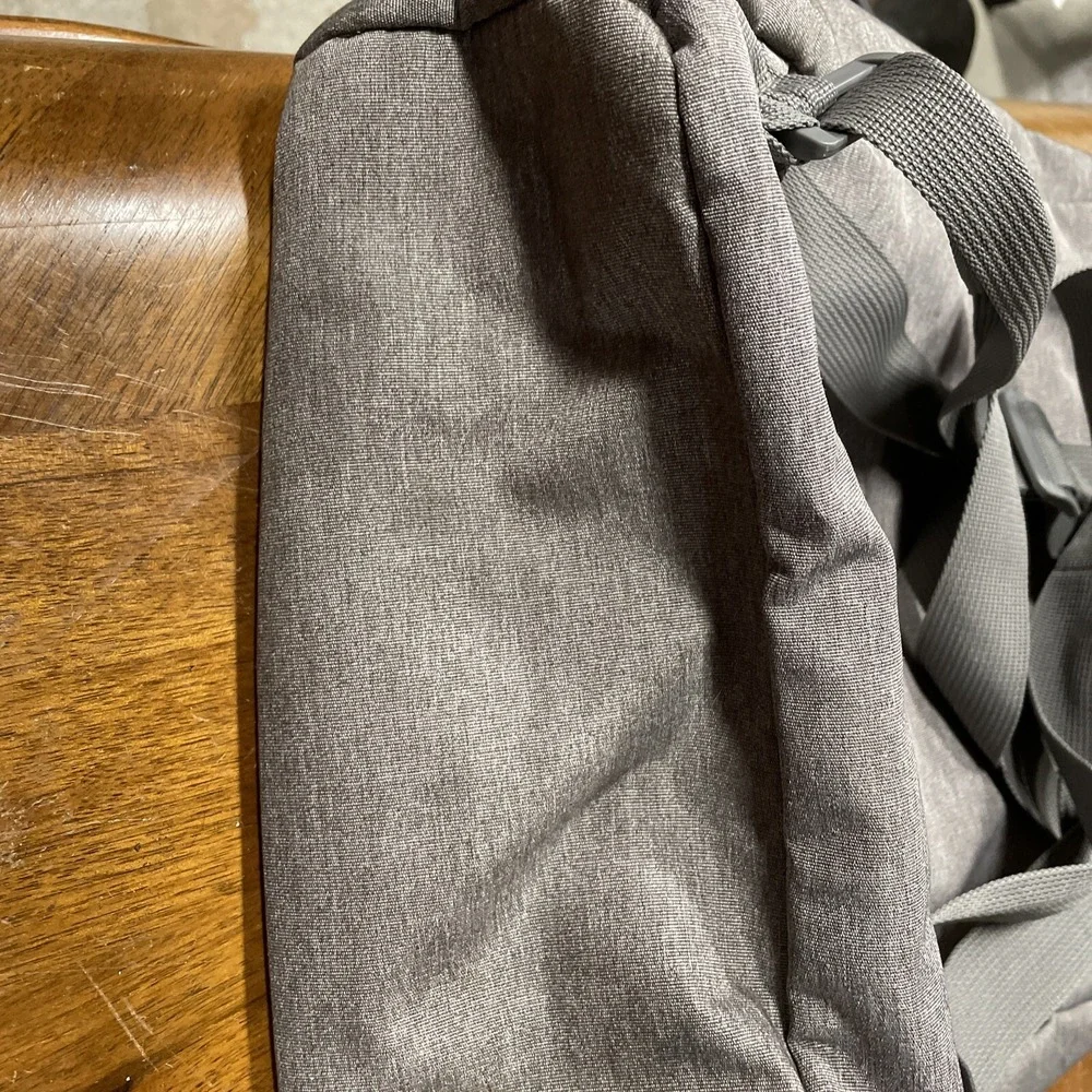 Gray Azzaro Parfumes Bag